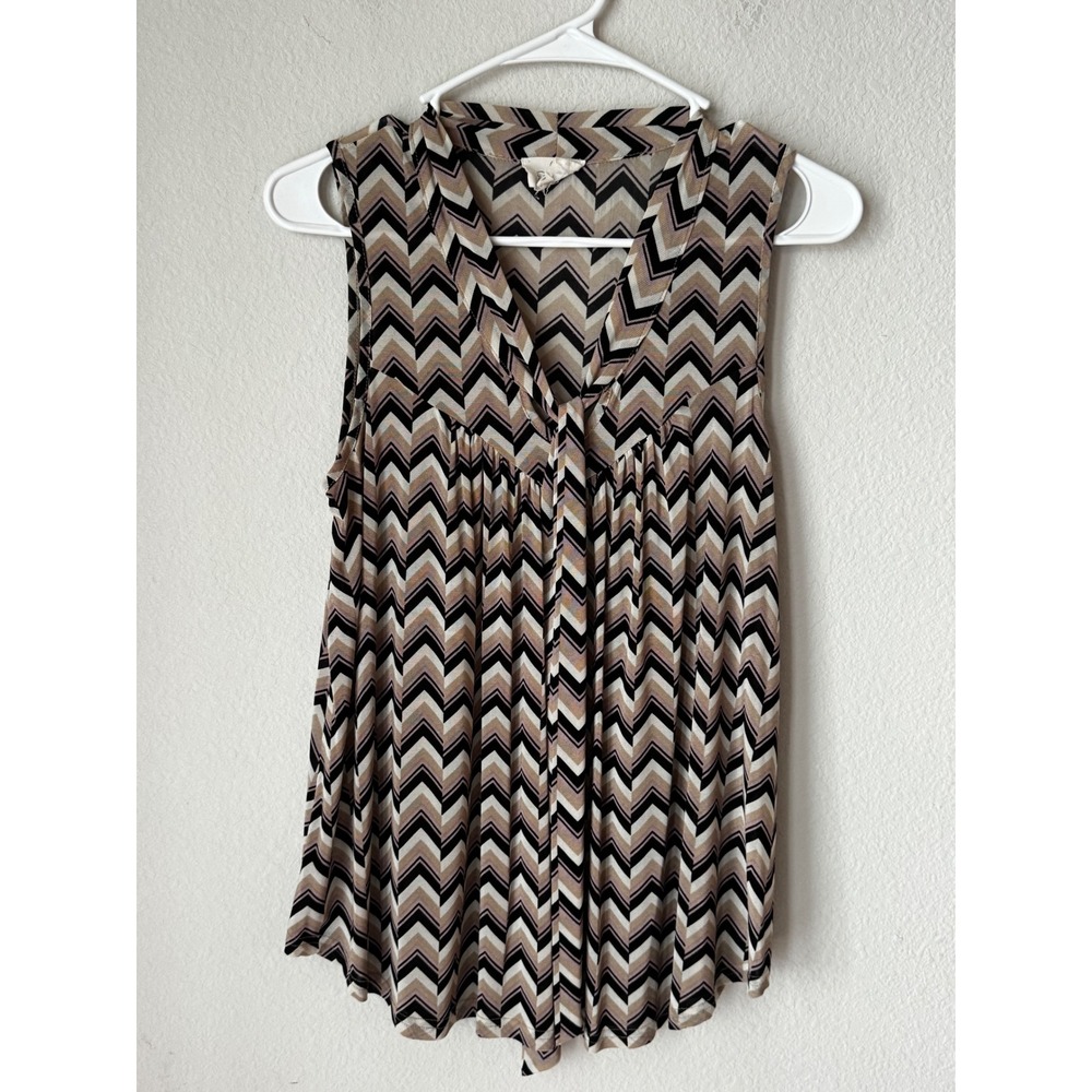 Ember Missy Womens Small Chevron Zigzag Sleeveless V-Neck Pleated Blouse Top